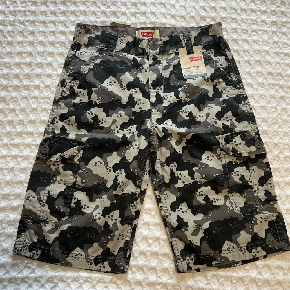 Levi’s Camo Cargo Shorts